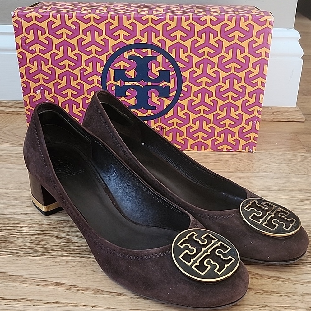 Tory Burch Suede Logo Pumps